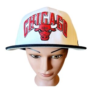 Chicago Bulls Ultra Game NBA Hologram Hat Snapback Adjustable Flat Bill NWT